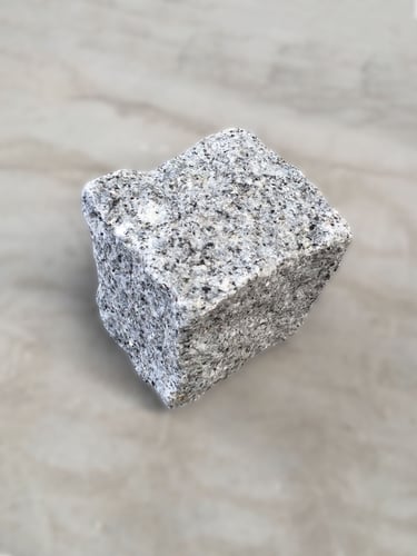 Kopfsteinpflaster Granit Hellgrau 8 - 10cm